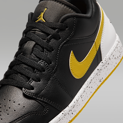 Air Jordan 1 Low SE Men's Shoes. Nike JP